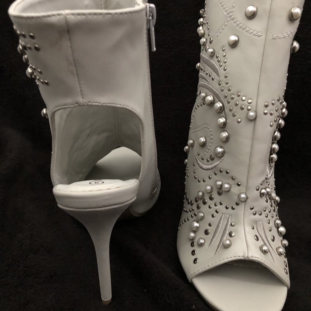 Boots - Picture 2 of 2